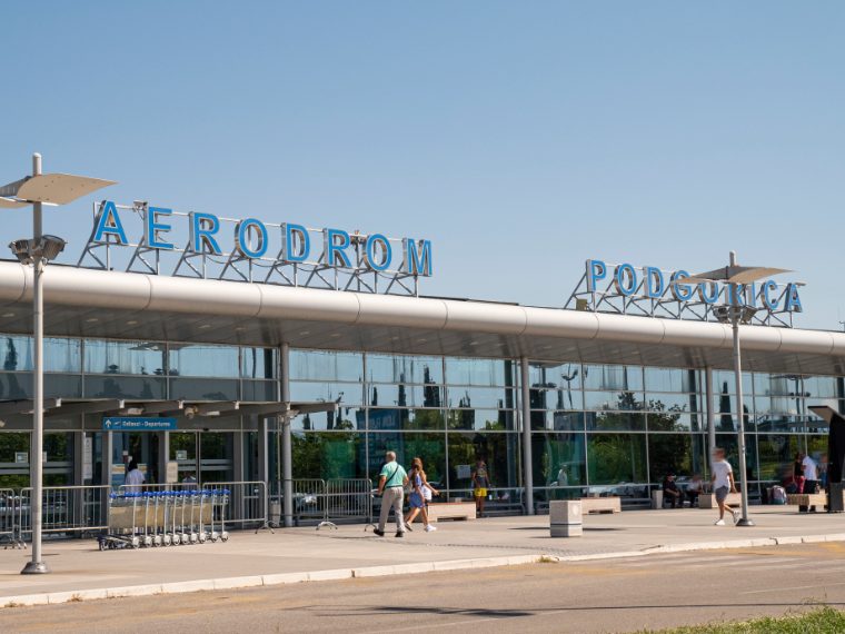 tgd-podgornica-airport-name.jpg